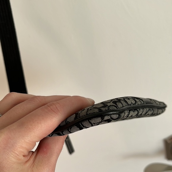 Vintage Coach Monogram Swingpack - Picture 13 of 14